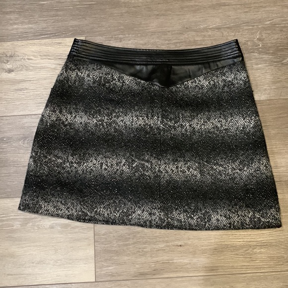 Karl Lagerfeld Winter Skirt - Picture 6 of 7